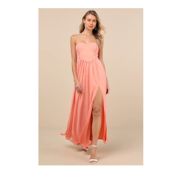 Peach strapless gown - Picture 1 of 1